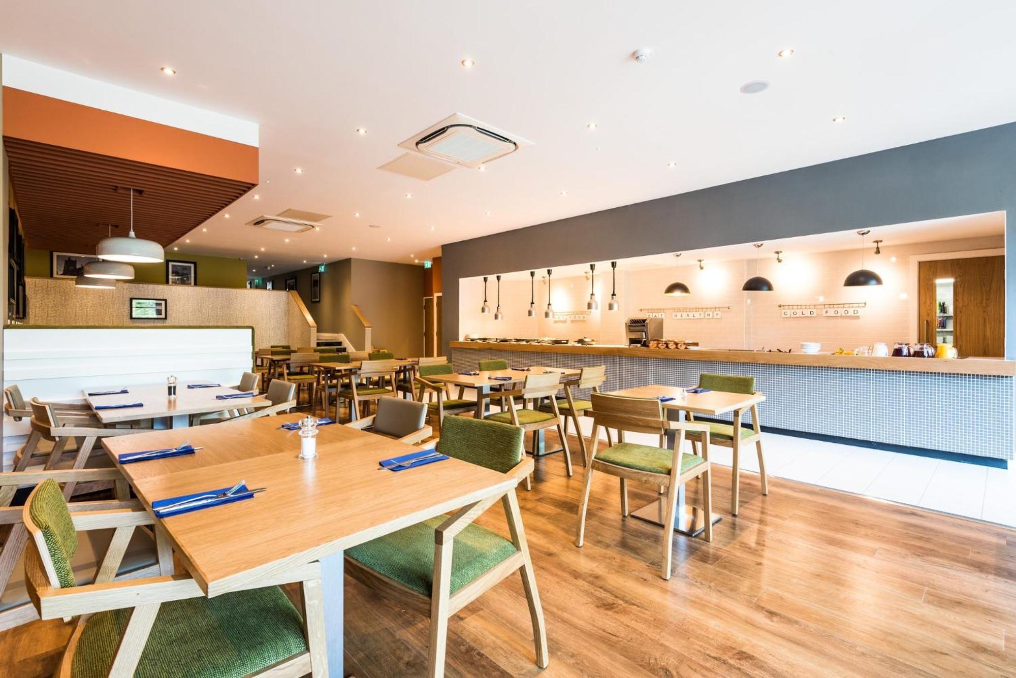 By Ihg Lancaster